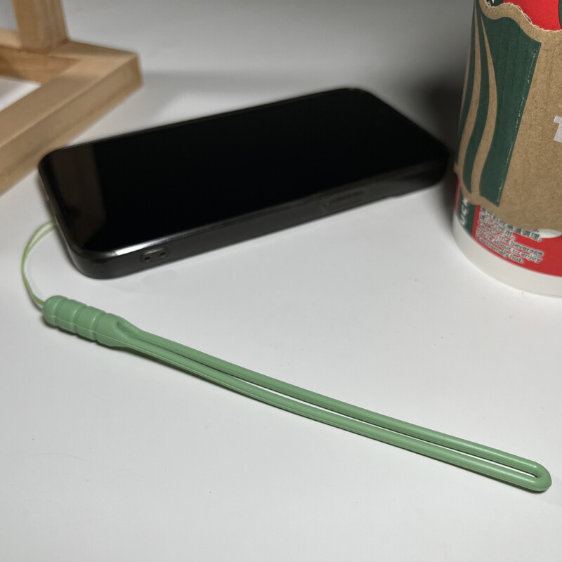 携帯電話のストラップの手首の短い携帯電話のチェーンの鍵のuディスクの部品の液体のシリカゲルのエアポッドプロの2ストラップを適用します。|undefined