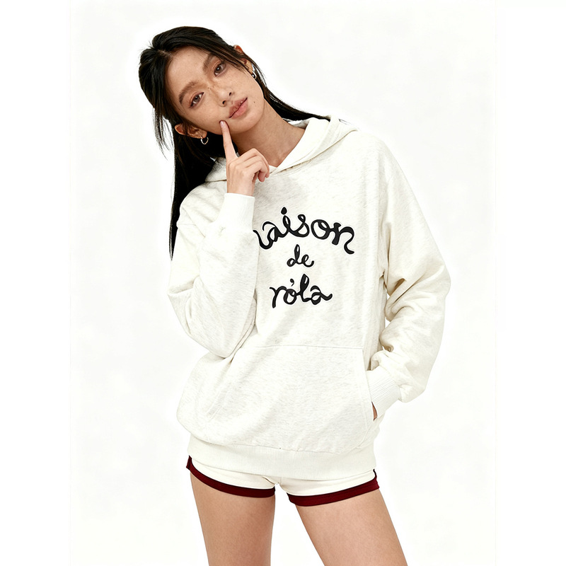 Now the New 2025 Autumn Collection from Korean Designer Rolar*La: Letter Embroidered Hoodie Jacket by Zhang Yuanying Now the New 2025 Autumn Collection from Korean Designer Rolar*La: Letter Embroidered Hoodie Jacket by Zhang Yuanying