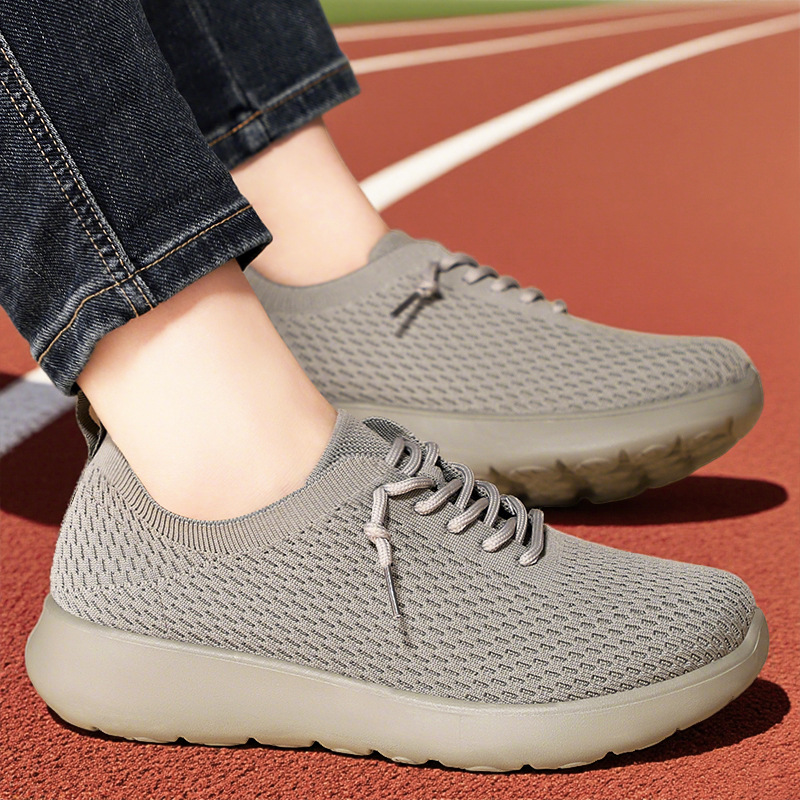 Shoes Men's Shoes Couple Sports Shoes Breathable Mesh Shoes New Casual Shoes Cross-Border Fashion Lace-Up Flying Knitted Running Shoes