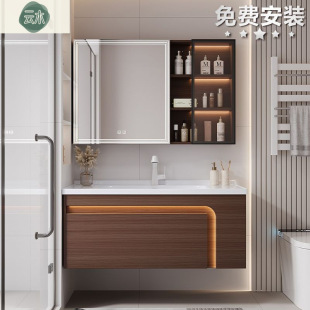 ԡ�ҙ��մ�ϴ��̨ϴĘ��M��һ�w̫�շ�C�X��ˮ�����l���gԡ�ҙ�