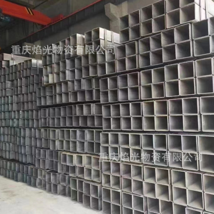 20#无缝钢管热轧挤压无缝方管直缝厚壁方形钢管现货批发