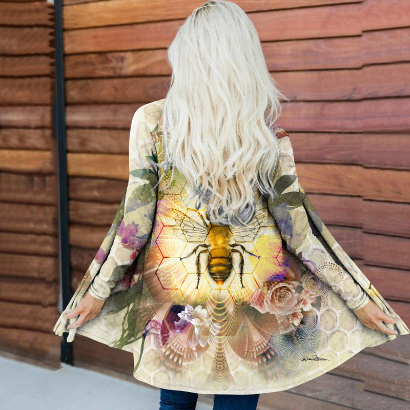 Korean Style Knitted Sweater Autumn and Winter New Women's Contrast Color Bee Bird 3D Printed Loose Versatile V-Neck Knitted Cardigan