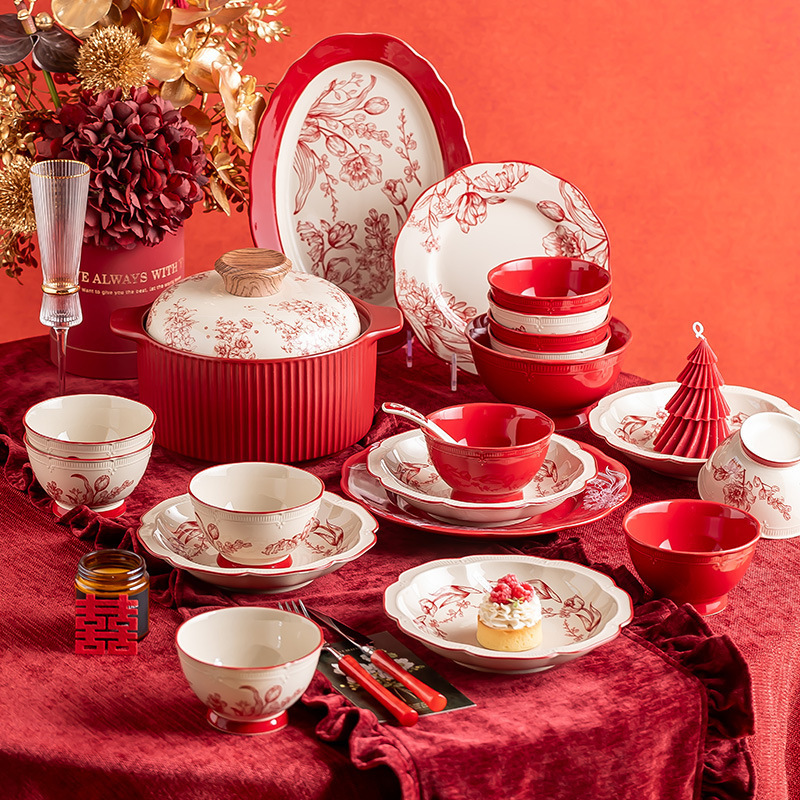 Wedding Gift Box, Wedding Gift for the Bride, Red Bowl, Plate, and Chopsticks Set, Housewarming, High-End Bowls and Plates, Ceramic Tableware Wedding Gift Box, Wedding Gift for the Bride, Red Bowl, Plate, and Chopsticks Set, Housewarming, High-End Bowls and Plates, Ceramic Tableware