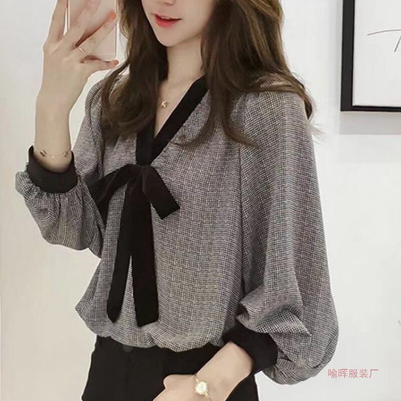 New Style Bow-Tie Shirt, Plus-Size Women's Clothing, Slimming Long-Sleeve Shirt, Loose Thin Base Shirt for Spring and Autumn