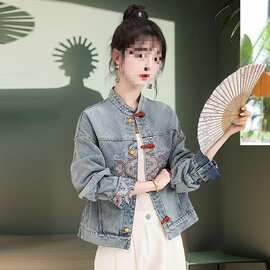 风牛仔女春秋短款夹克衫刺绣盘扣时尚新款