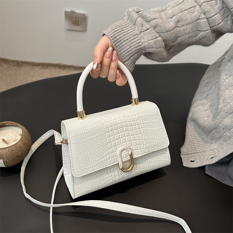 Small Square Crocodile Pattern Handbag Women's Shoulder Bag_voghion.com