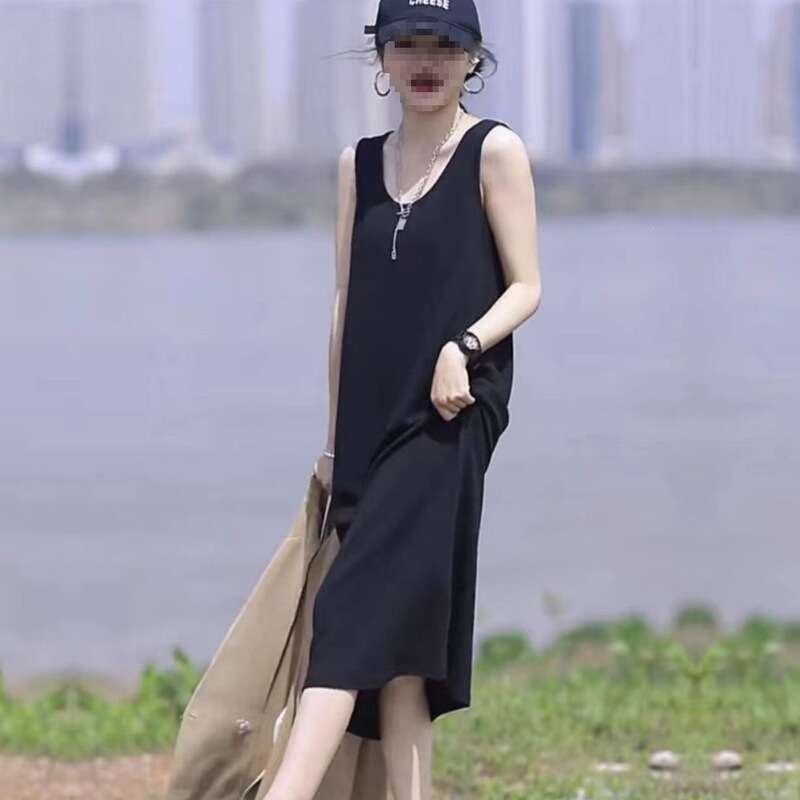 Loose-Fitting Women's Vest That Covers the Belly, Black Camisole, Summer Ice Silk Mid-Length Base Dress, Elegant Plus-Size Sleeveless Loose-Fitting Women's Vest That Covers the Belly, Black Camisole, Summer Ice Silk Mid-Length Base Dress, Elegant Plus-Size Sleeveless
