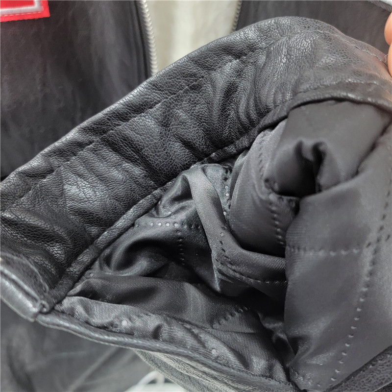 Vintage negro locomotora chaqueta de cuero mujer 2025 invierno nuevo veludo engrosado diseño sensación de chaqueta suelta de cuero PU image 4