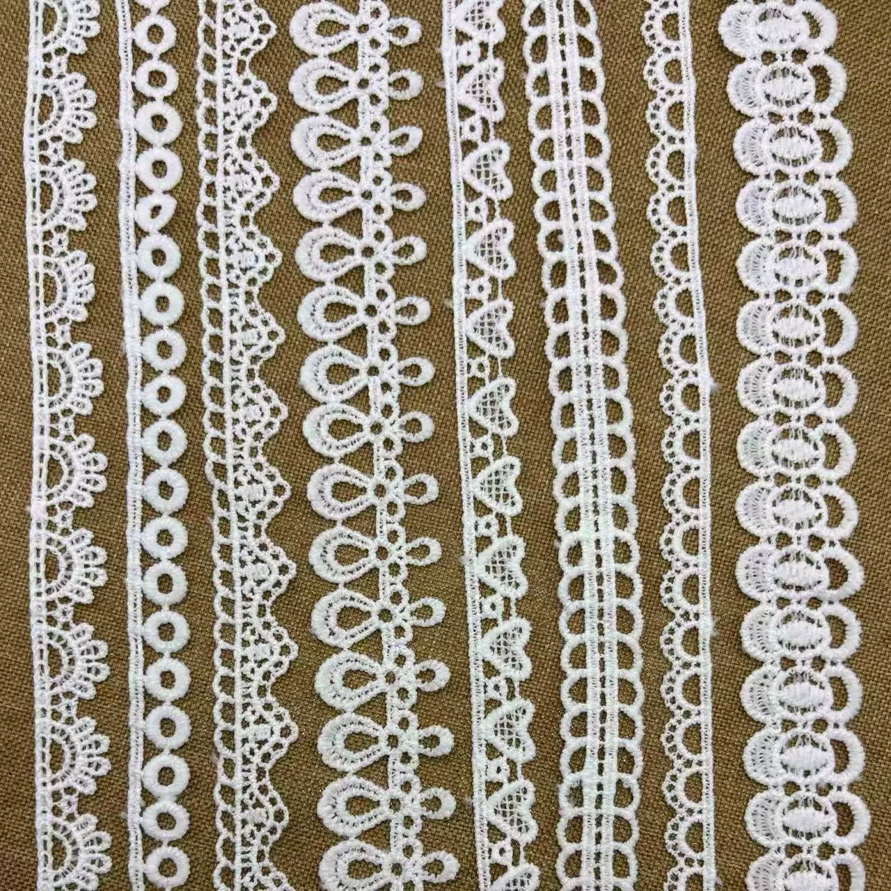 Источник с фабрики, оптовая продажа детской одежды, кружевные полоски из молочного шелка, 1-3 см, водорастворимые маленькие кружевные аксессуары для одежды