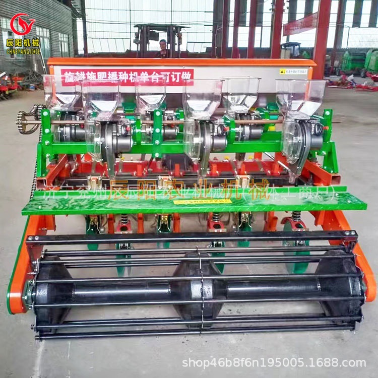 黄瓜胡萝卜多行旋耕施肥播种一体蚕豆油菜旋耕机配套使用精播机