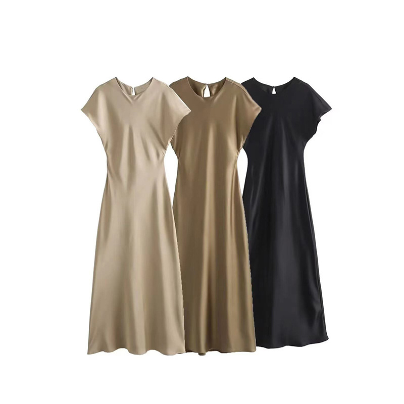 Vestido de satén estilo europeo y americano, nuevo estilo de verano 2026, vestido largo sin mangas de satén, vestido midi de color liso con cuello en V image 6
