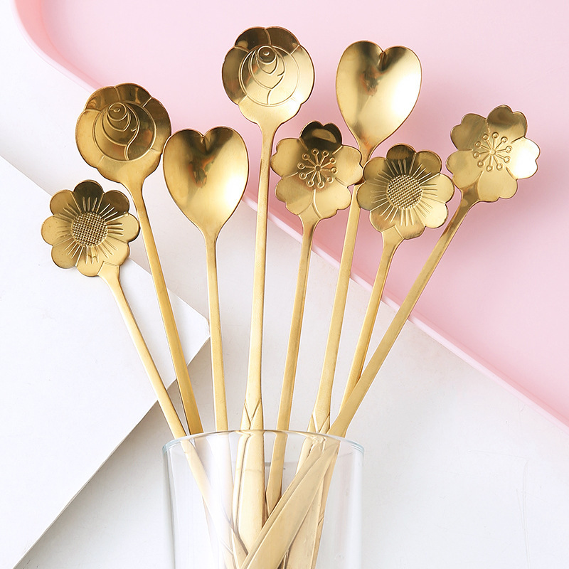304 stainless steel coffee spoon flower golden cake spoon Korean dessert spoon extended handle seasoning ice spoon wholesale 304 stainless steel coffee spoon flower golden cake spoon Korean dessert spoon extended handle seasoning ice spoon wholesale