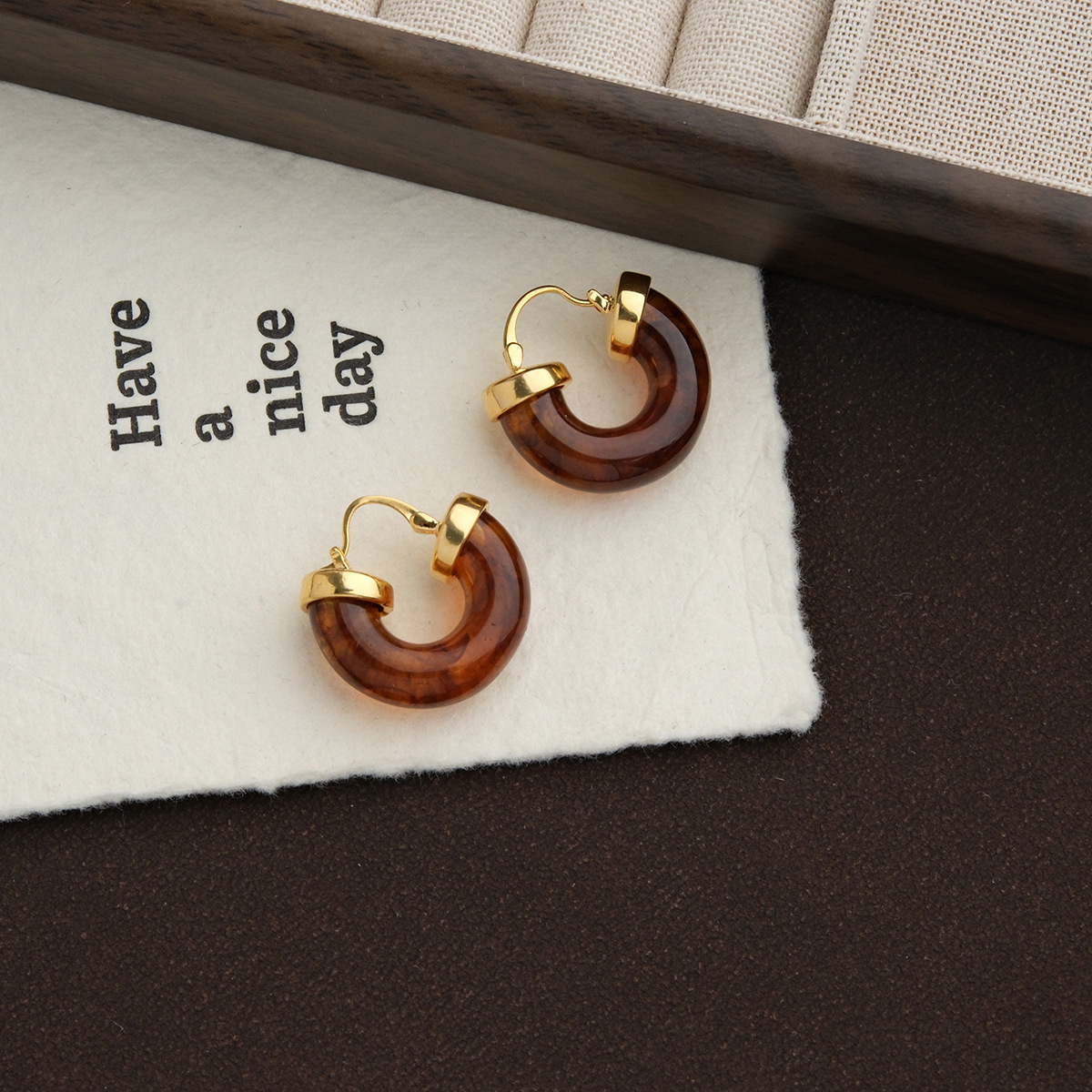 6g Weight Steel needle Ear Needle Material Ear Studs Classification 1 Pair Quantity Weekend, Lawn Occasion Plastic, Resin Material Geometric Pattern Women's Gender Simple Style, Classic Style Style Retro Amber Resin Earrings Hong Kong Style Fashion Design Luxury Feelings Geometric Pattern 925 Silver Ear Studs Women Jewelry 7