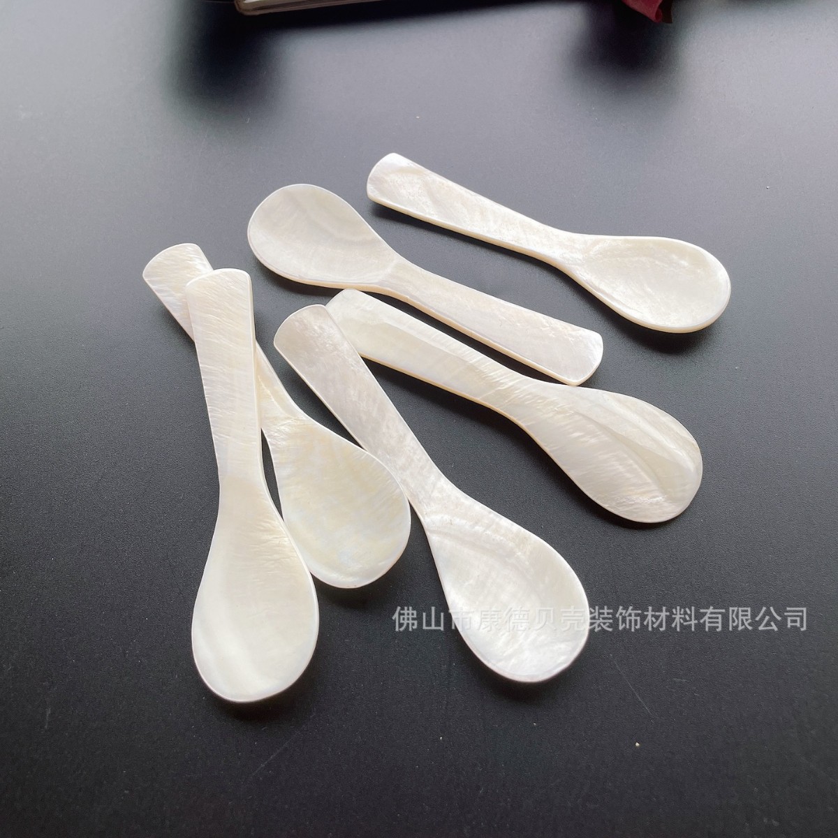 Wholesale natural mother of pearl shell spoon 9cm caviar spoon Bird's Nest spoon mask spoon