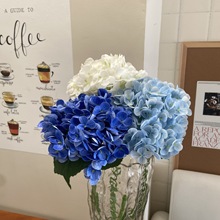 厂家直销手感保湿绣球仿真花假花高级感成品家居装饰摆件摄影道具