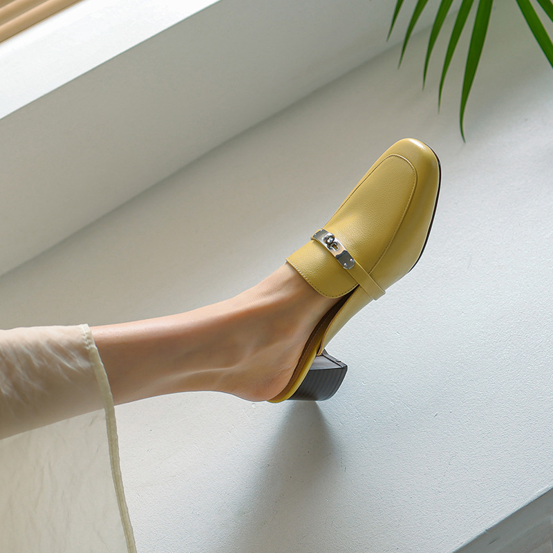 Women's slippers