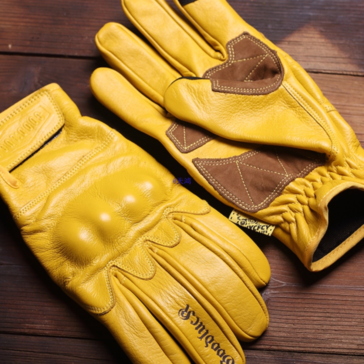 Retro leather gloves for men and women all-season, brown windproof equipment, fall protection 3