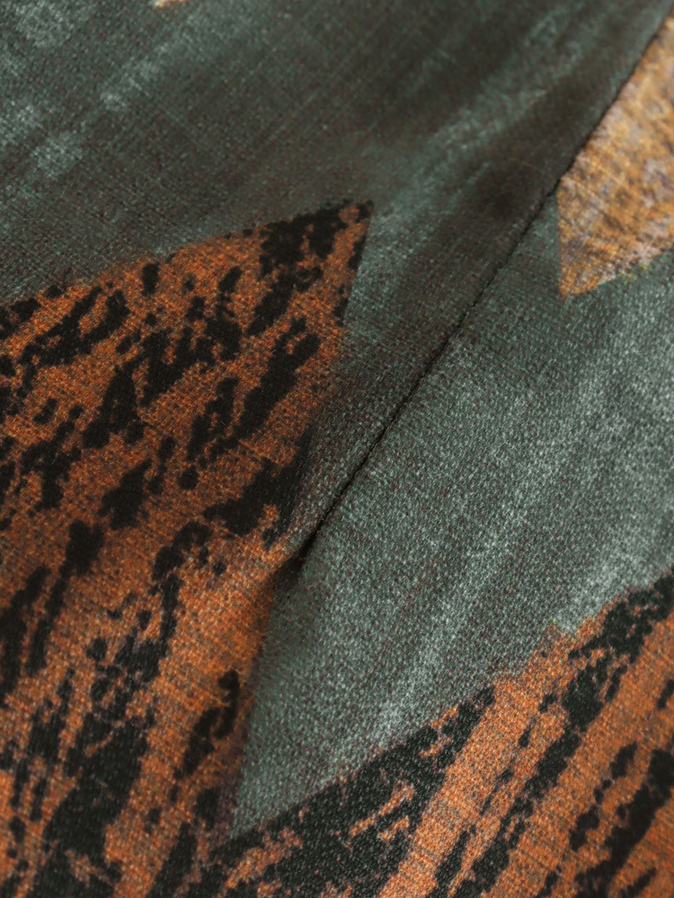 High-waisted mini skirt 11