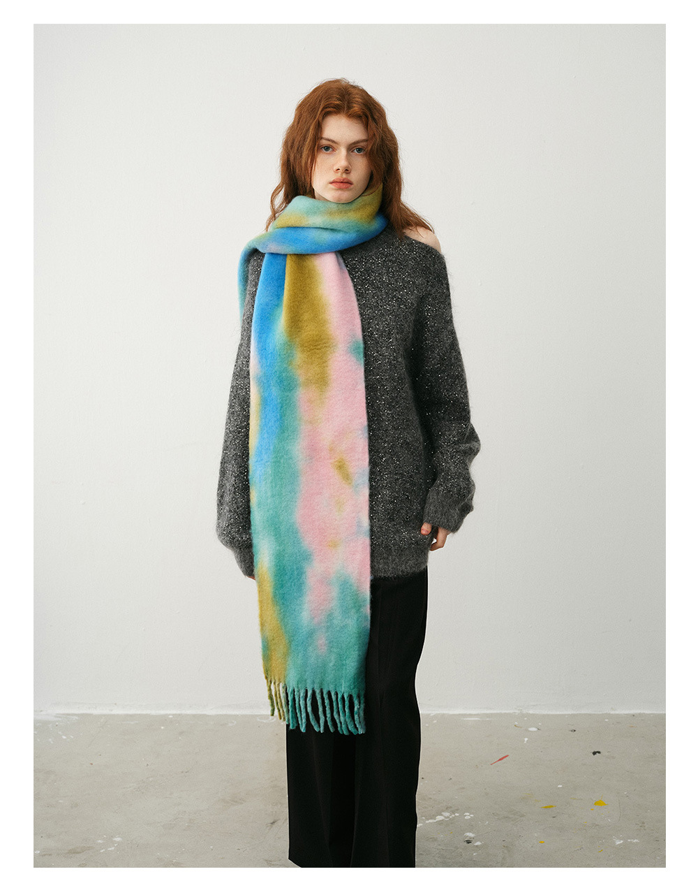 Sciarpa con frange in simil-cashmere tie dye per donna_voghion.com