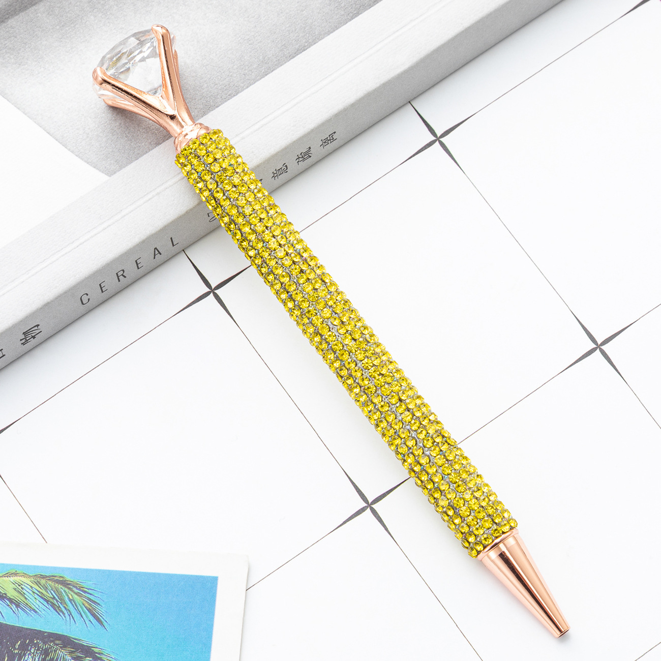 Bolígrafo de diamante grande para niñas estudiante papelería giratoria pluma de metal pluma de diamante de cristal pluma de regalo de publicidad