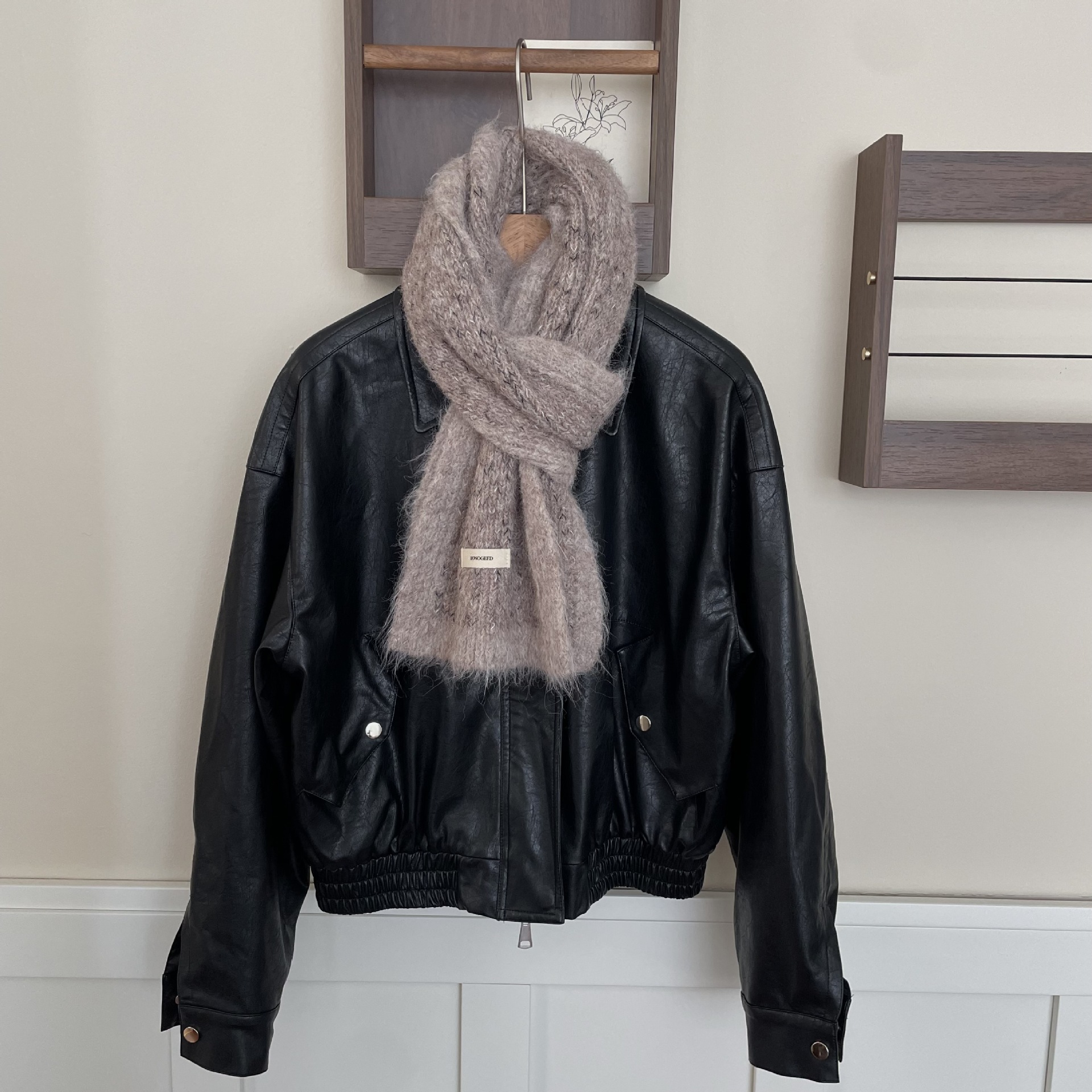 Écharpe à bordure contrastée en fil à pois pour l'automne et l'hiver, nouvelle écharpe tricotée en mohair collant doux, simple, à la mode et_voghion.com