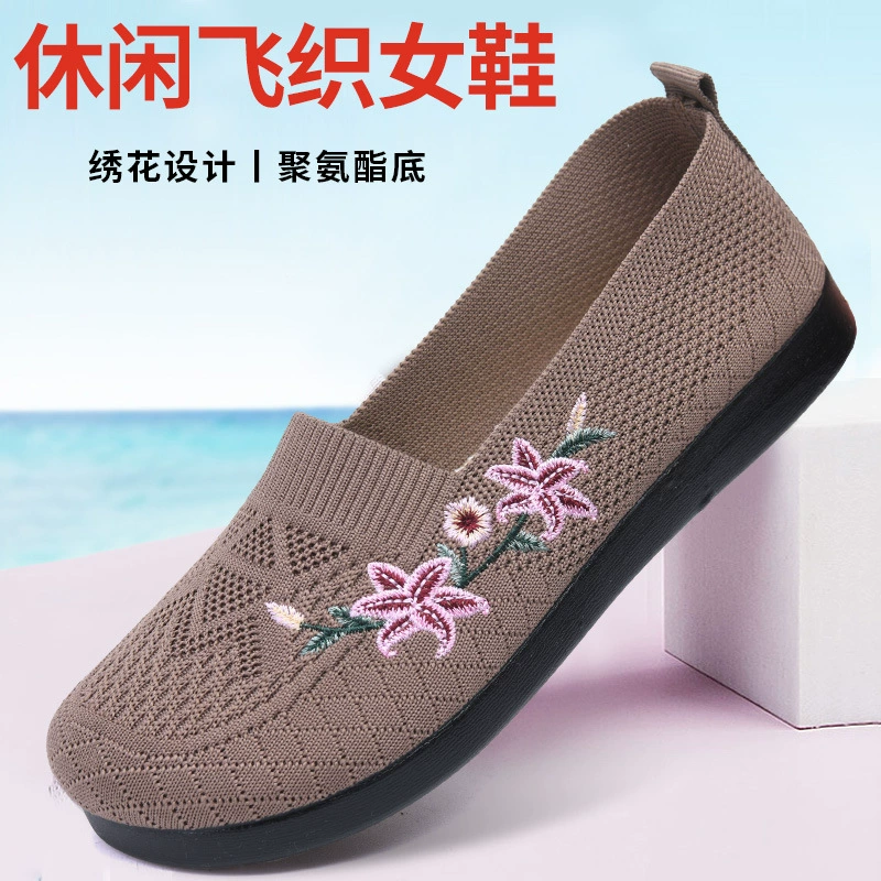 Этническая обувь с вышивкой весной новый трансграничный большой размер женской обуви