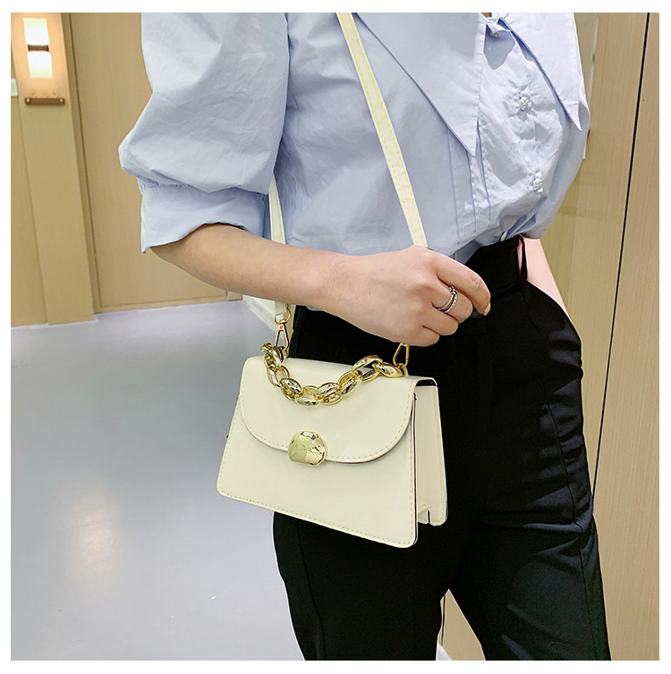 Casual Shoulder Messenger Square Portable Bag display picture 4