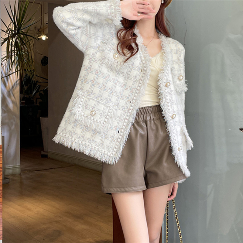 Otoño y invierno nuevo estilo francés dulce pequeño viento fragrante cardigan de punto de mujer imitación de bordillo de la camisa suave abrigo suelto chic image 3