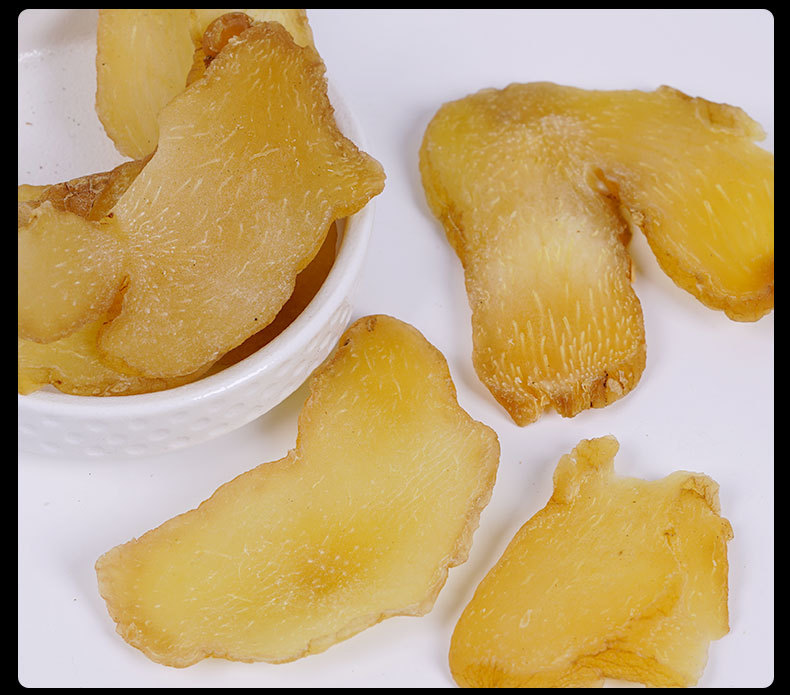 Jiuhua Mountain Prepared Huang Jing Slices (Polygonatum sibiricum) — Nine-Steam Nine-Sun Dried Herbal Tea in use