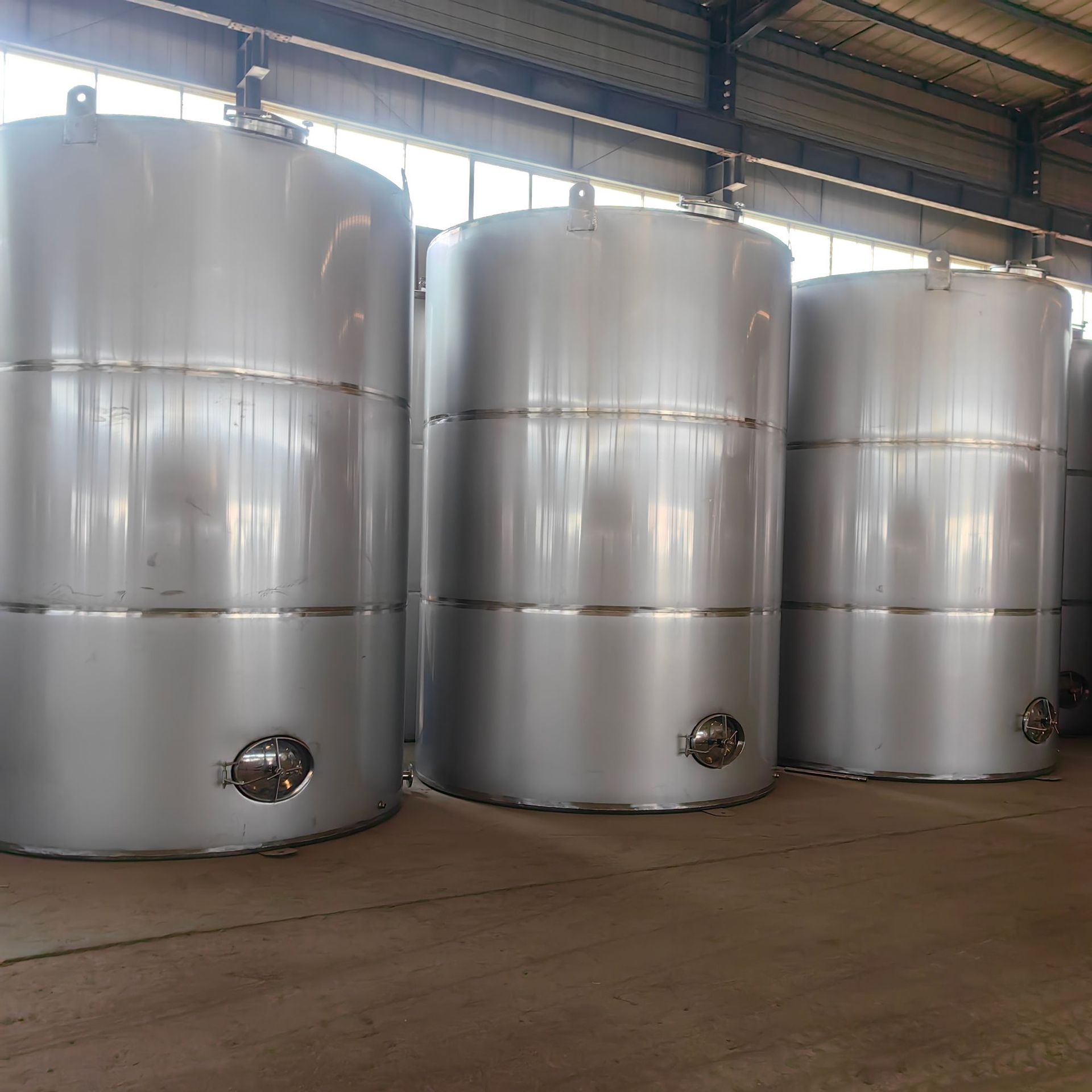 不锈钢304食用油储罐20立方不锈钢立式储罐液碱罐