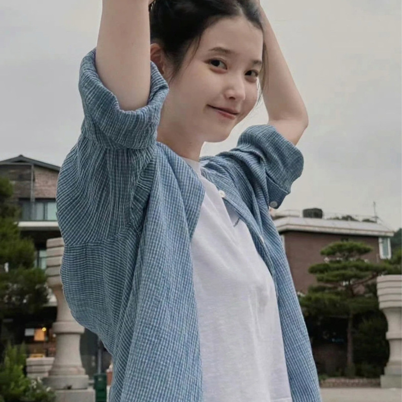 In-Stock 2026 Spring New Korean Dongdaemun L*Wclas*Ic Lee Ji-Eun Iu Same Style Plaid Long-Sleeve Shirt In-Stock 2026 Spring New Korean Dongdaemun L*Wclas*Ic Lee Ji-Eun Iu Same Style Plaid Long-Sleeve Shirt