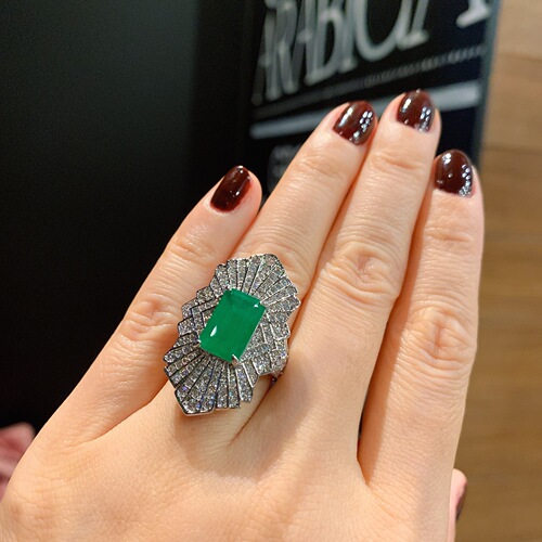 Zhuang Sheng Sheng Jewelry Simulated Emerald Ring and Necklace Set Creative Style Full Diamond Heavy Setting Main Stone 8*12