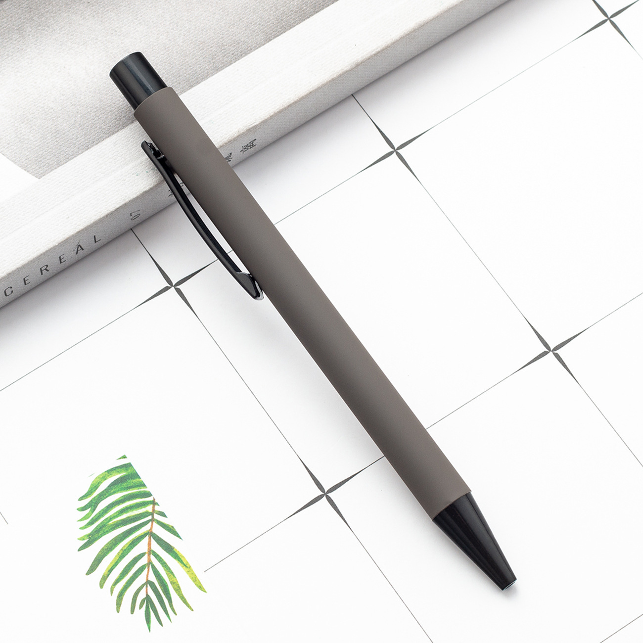 Fabricantes de lápiz de aluminio en stock bolígrafo de metal bolígrafo de presión de bolígrafo de escritorio estudiantil de hotel banquero