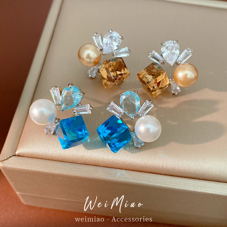 Agujas de plata de piedra de diamante gota de agua cuadrada perla personalidad temperamento nicho pendientes ligeros de lujo alta sensación de auriculares al por mayor