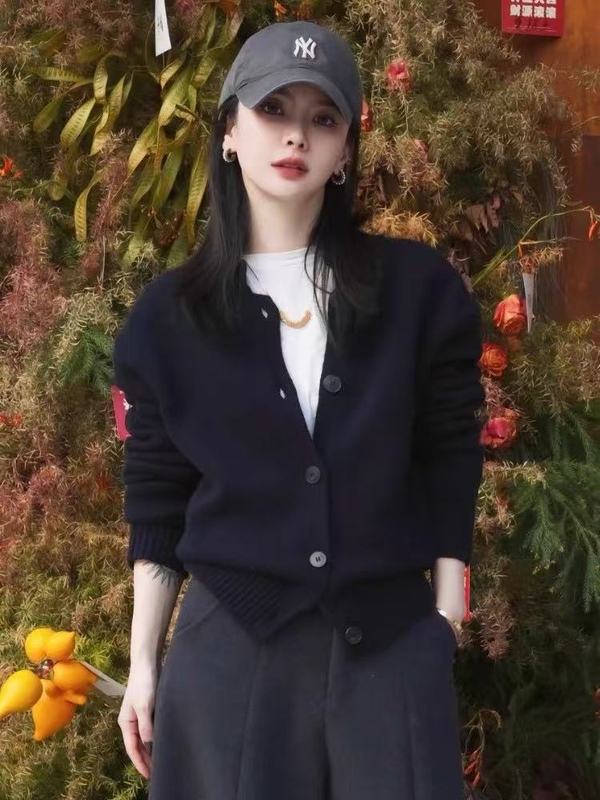 哥家商场同款女装2025秋冬慵懒高级感短款毛衣开衫外套宽松针织衫|undefined