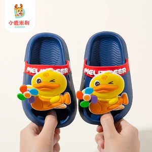 Детские модные дышащие тапочки в стиле Crocs для мальчиков для выхода на улицу можно носить двумя способами