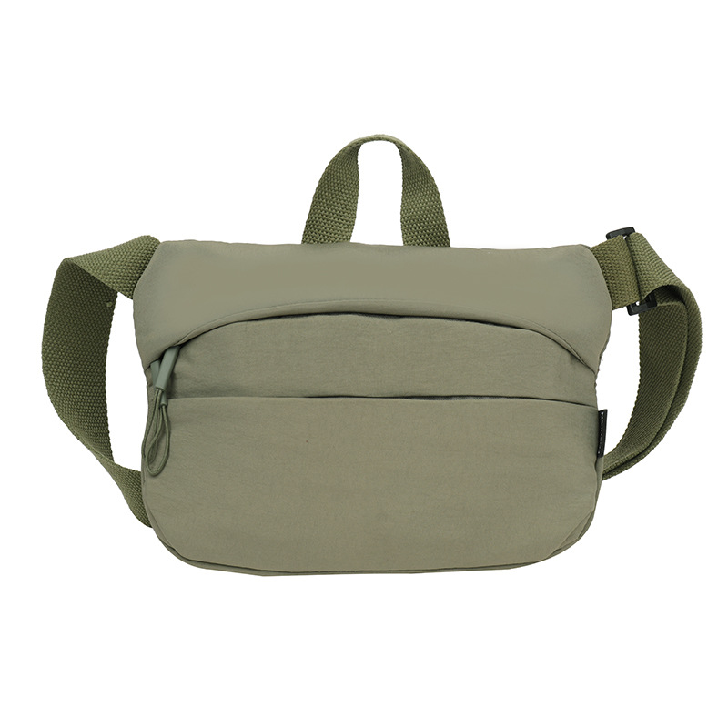 2025 nuevo bolso de nylon inclinado de moda nicho femenino sensación extranjera mochila de pecho de gran capacidad mochila de hombro