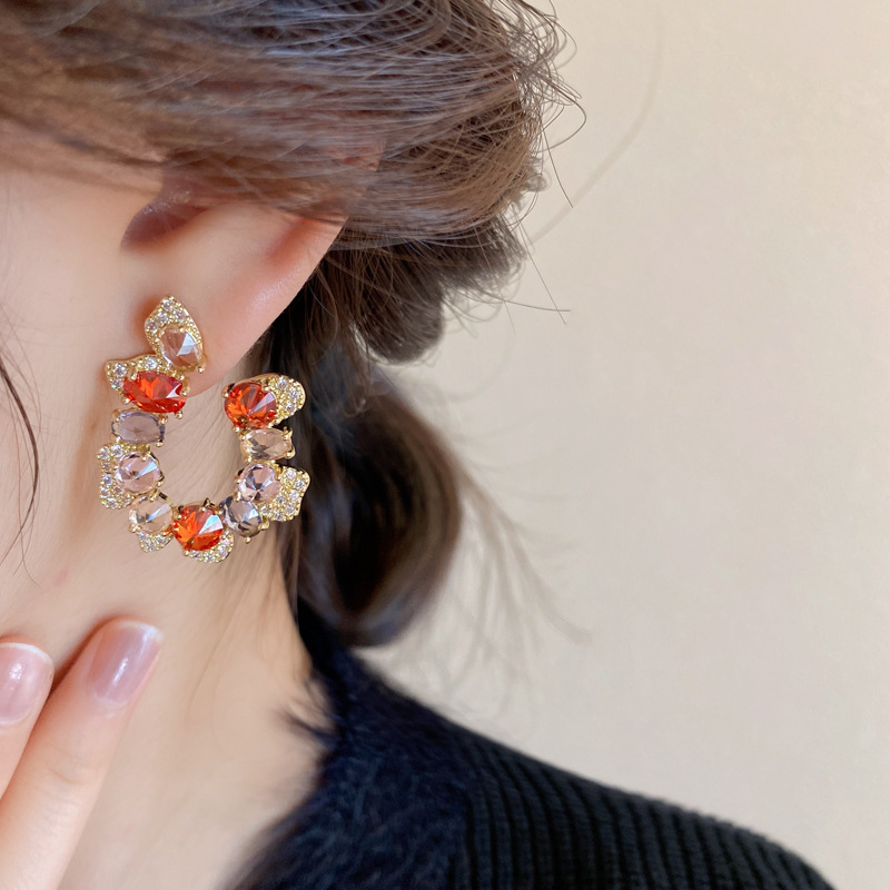 Retro Water Droplets Copper Inlay Zircon Ear Studs 1 Pair