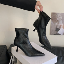 法式短靴女秋冬季2025新款百搭黑色弹力靴尖头细跟高跟时装瘦瘦靴