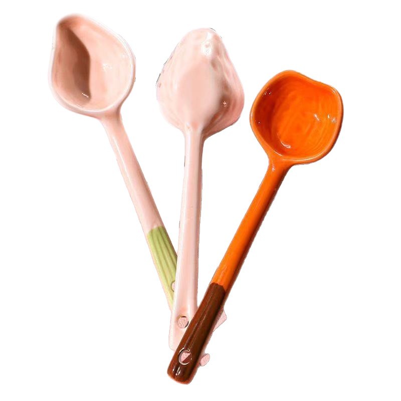 Cucharas de calabaza de cerámica creativa encantadora cucharas de fresa cucharas de postre cucharas de mango largo cucharas de alto valor