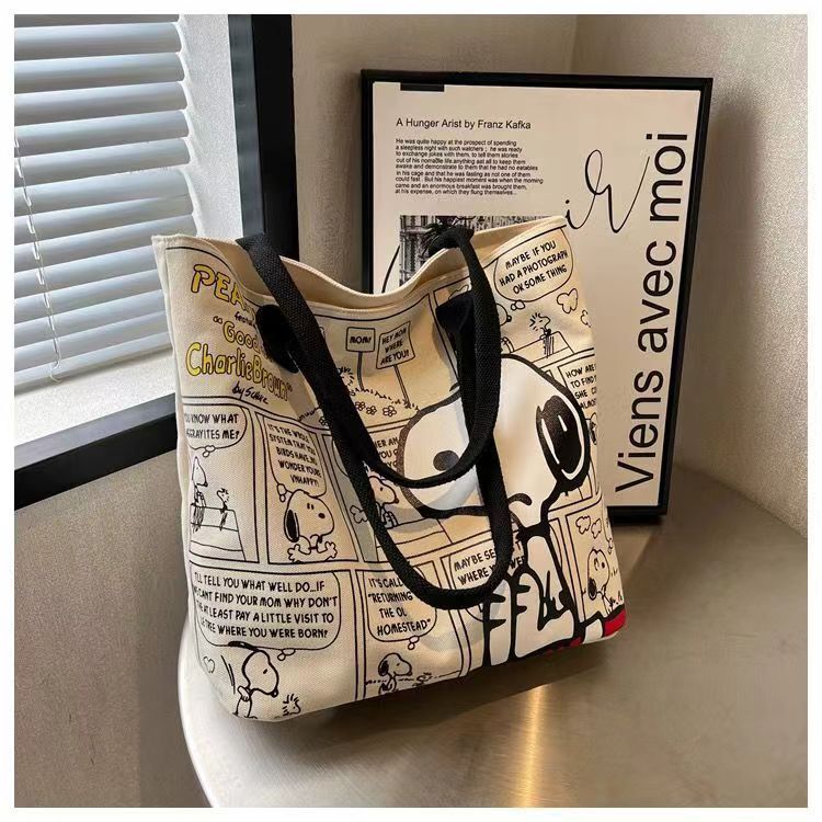 Snoopy Shoulder Bag Women's Tote Bag with Lining High-Quality Snoopy Handbag Canvas Tote Bag