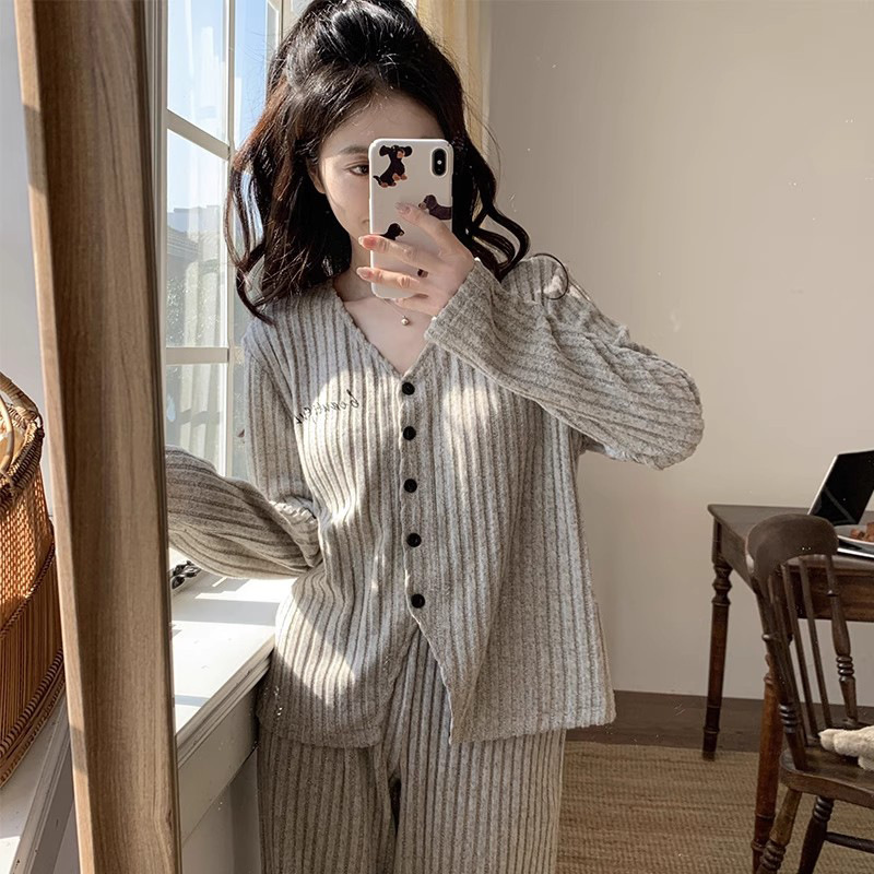 Cashmere Pajamas for Women 2025 New Autumn and Winter Thickeneded Long-Sleeved Pants Spring and Autum Women's High-End Home Clothes
