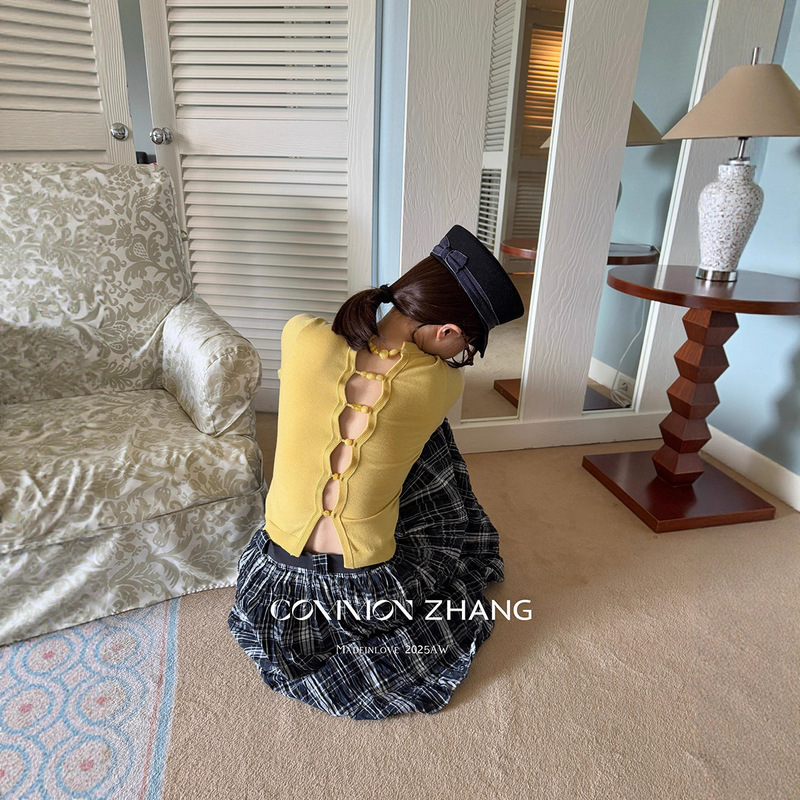 Cz Zhang Autumn and Pre-Autumn Two-Layer Sexy Cut Out Beaded Knitwear Short Navel-Baring Short-Sleeved T-Shirt for Women B35070