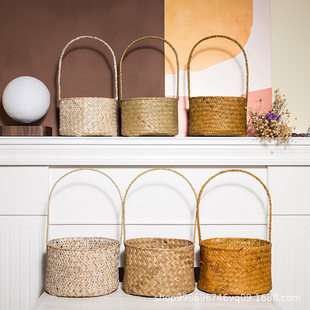Handmade straw editor hi sugar box hand -laptop basket flowers flower insertion basket seaweed basket group gift basket back gift basket