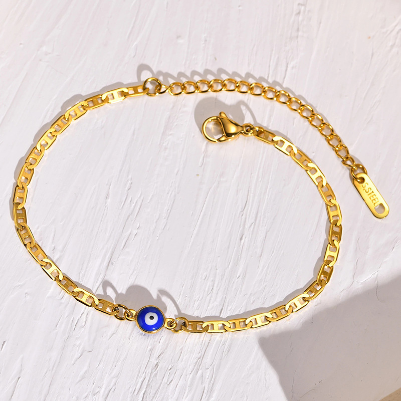 Lucky Evil Eye Red String Bracelet Protection Jewellery Minimalist_voghion.com