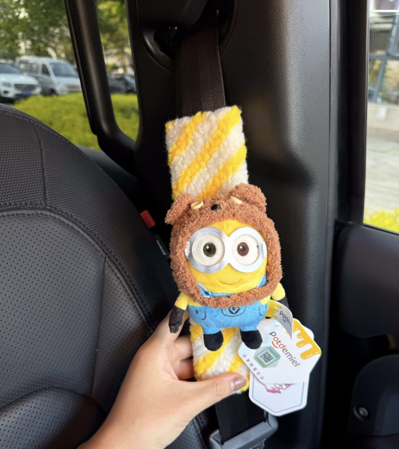 Cute Minion Car Seat Belt Shoulder Cover Car Decoration Car Goods New Car Gift for Girls