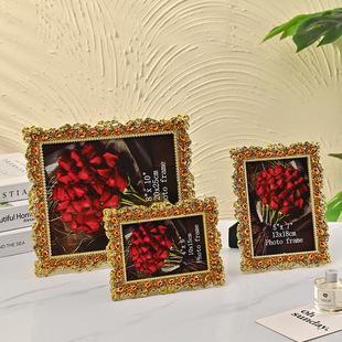 Creative rhinestone inlaid resin photo frame European-style light luxury retro silver photo frame home wedding decoration ornaments