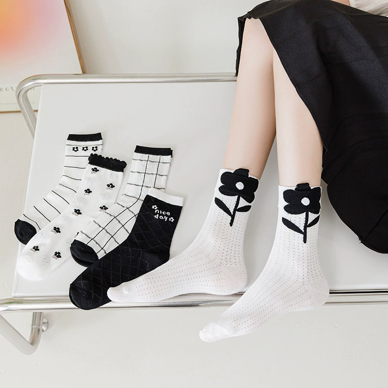 Носки женские летние тонкие носки средней длины с мелким ртом, милые чулки в японском стиле, универсальные черные носки-лоферы