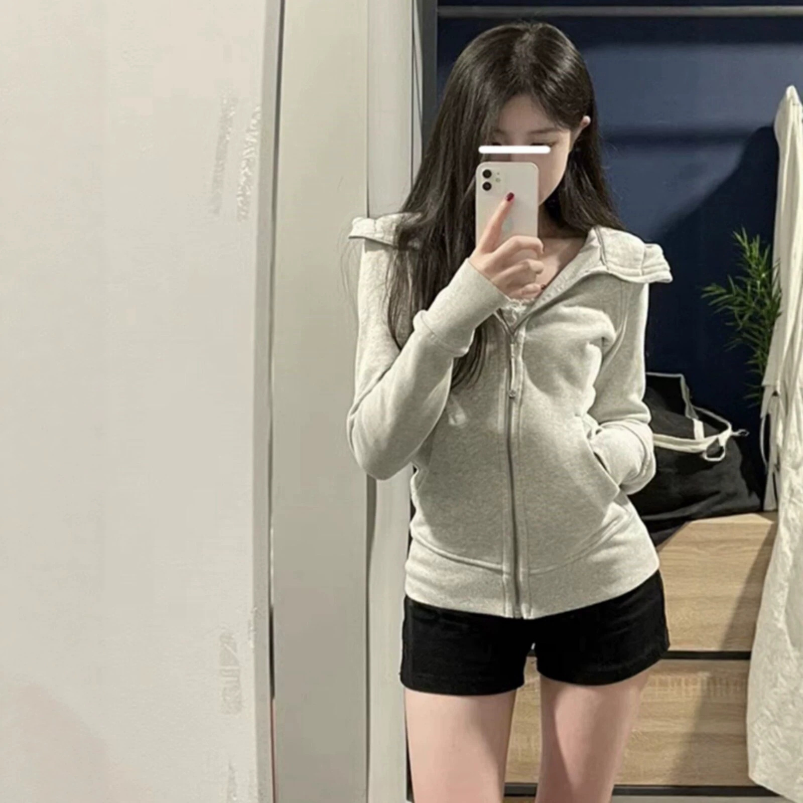 Hooded sweatshirt for women, 2026 autumn collection, niche design, stylish, slim-fit, casual, versatile, and slimming outerwear