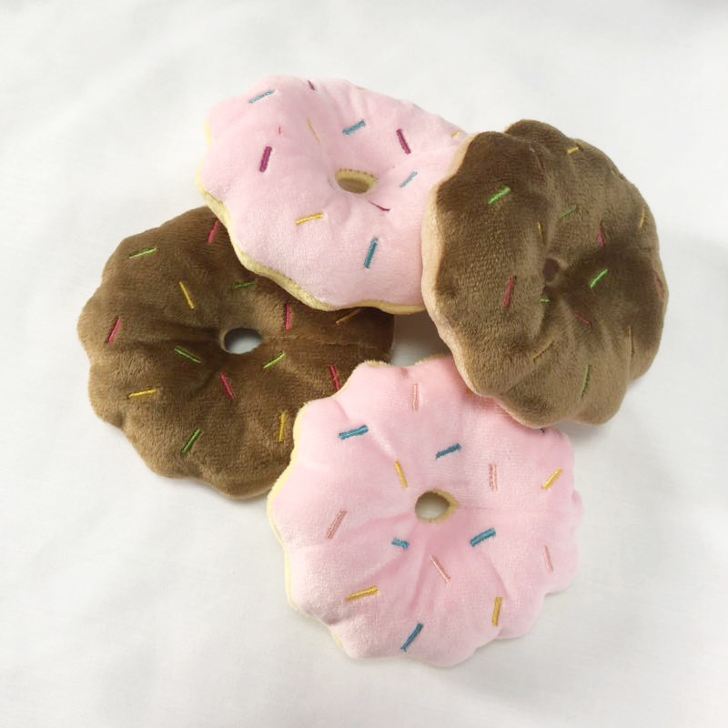 Perro de peluche de juguete de sonido variedad de frutas Navidad de dibujos animados animal gato de juguete suministros para mascotas en stock al por mayor